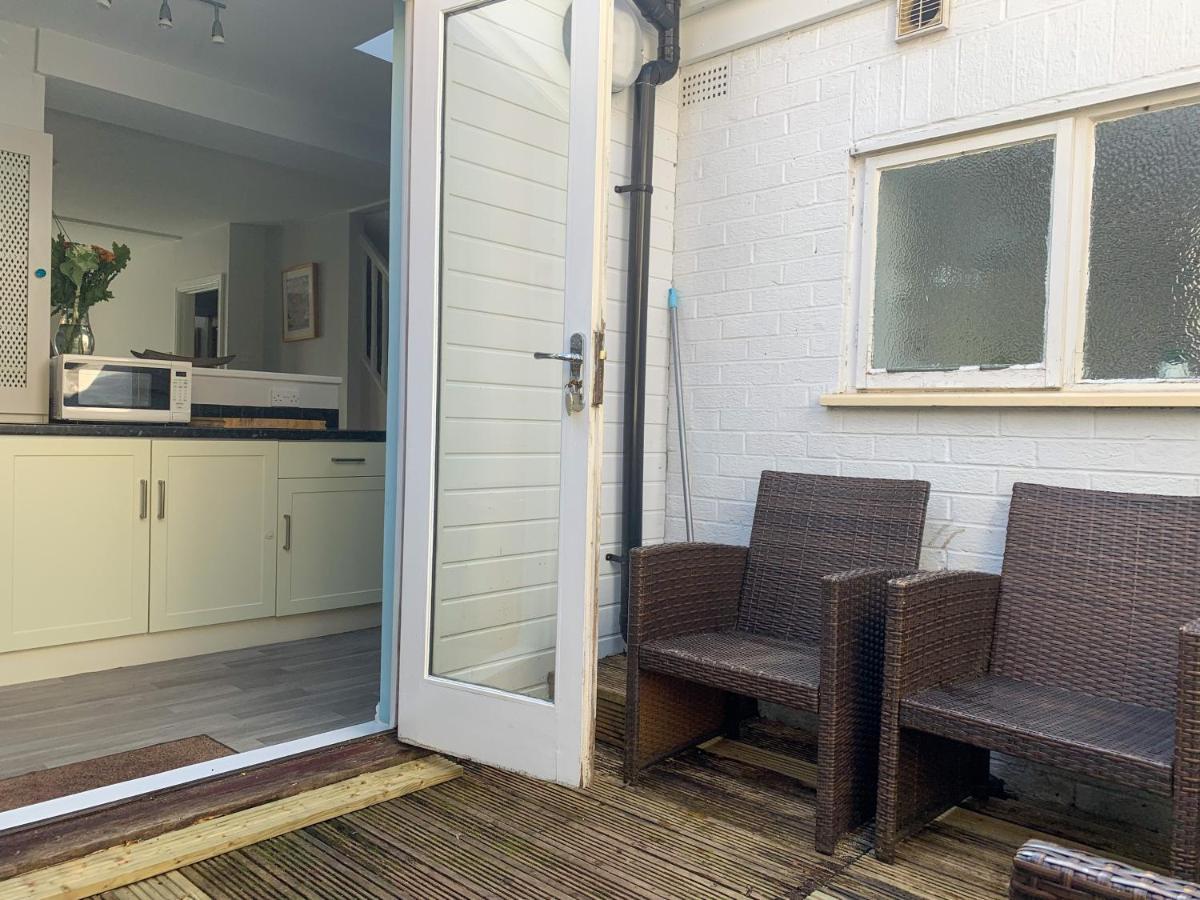 Stay In The Heart Of York At The Hampden - Free Parking - York Holiday Home 외부 사진
