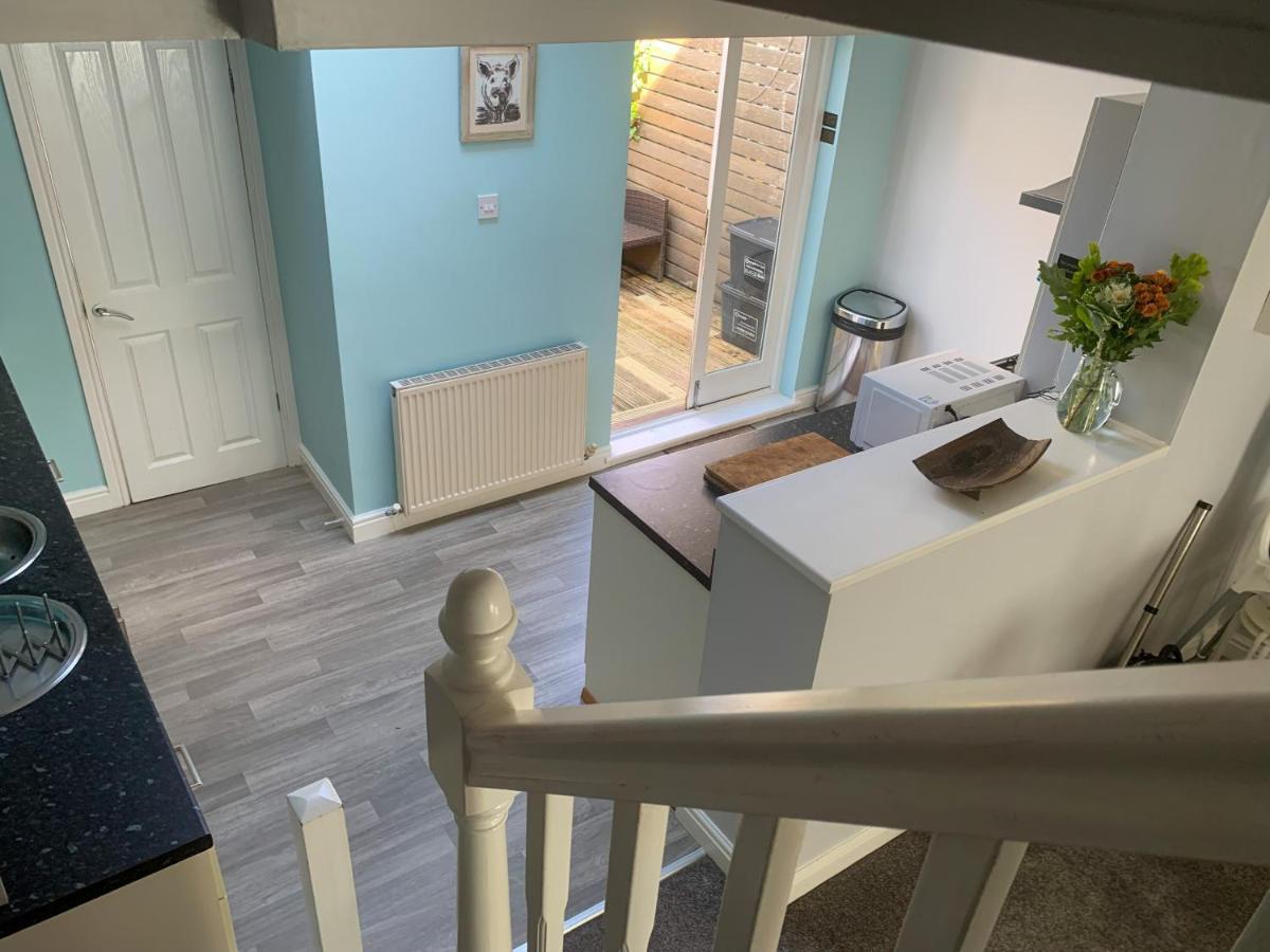 Stay In The Heart Of York At The Hampden - Free Parking - York Holiday Home 외부 사진