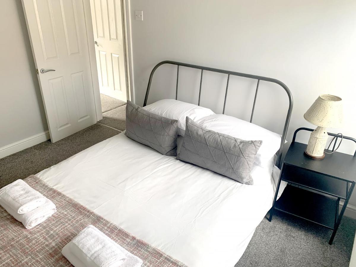 Stay In The Heart Of York At The Hampden - Free Parking - York Holiday Home 외부 사진