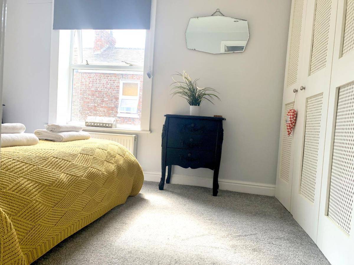 Stay In The Heart Of York At The Hampden - Free Parking - York Holiday Home 외부 사진