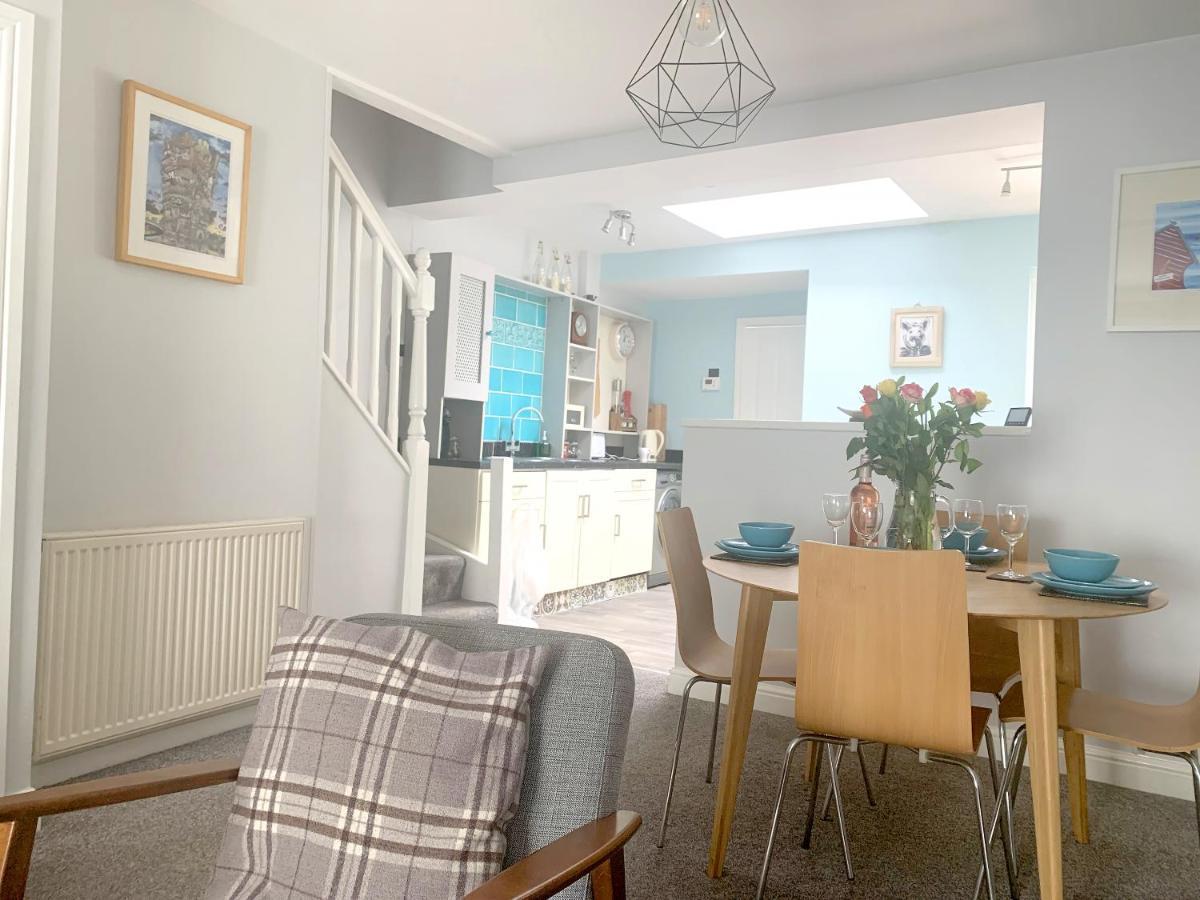 Stay In The Heart Of York At The Hampden - Free Parking - York Holiday Home 외부 사진